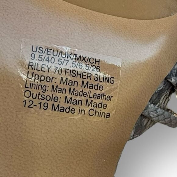 Kenneth Cole New York Riley Slingback Pump in Light Grey Faux Leather size 9.5 - Picture 12 of 14